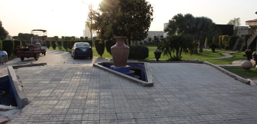 BAHRIA TOWN FARMHOUSE 18