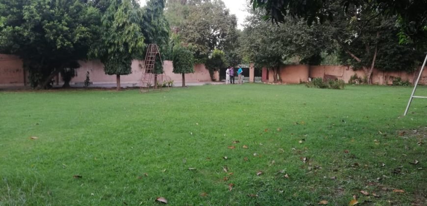 GARDEN TOWN FAARMHOUSE 37