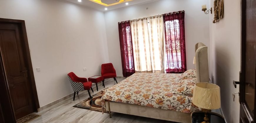 BARKI  ROAD FARMHOUSE 195