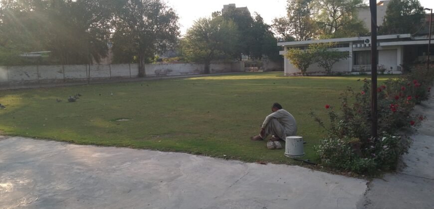 CENTER POINT FARMHOUSE 294