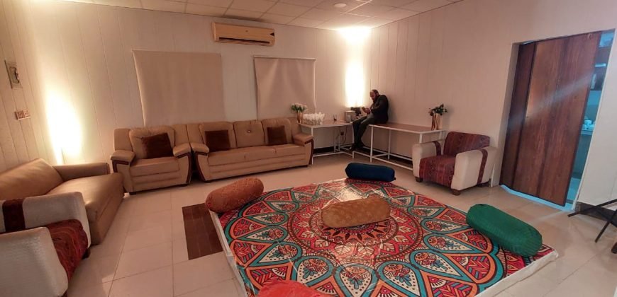 EDEN AVENUE FARMHOUSE 240