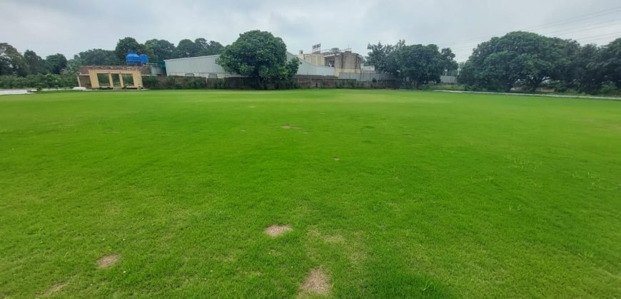 THOKAR NIAZ BAIG FARMHOUSE 132