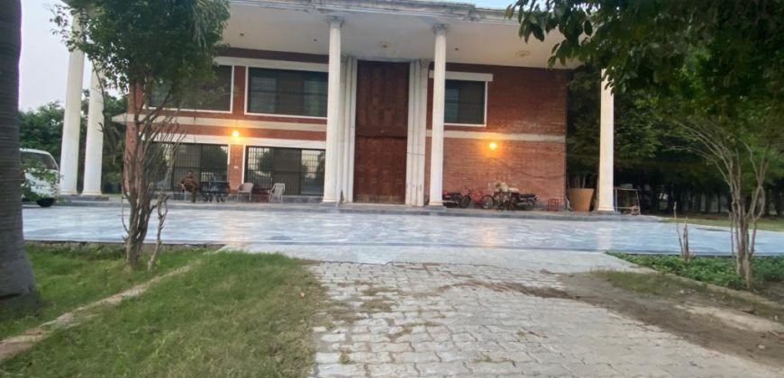 VALENCIA FARMHOUSE 72