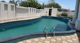 SWIMMING POOL BARKIROAD 107