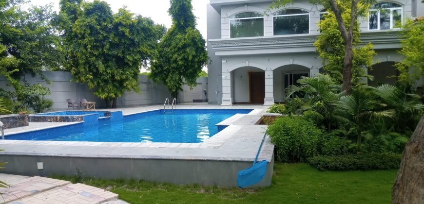 SWIMMING POOL  DHA 154
