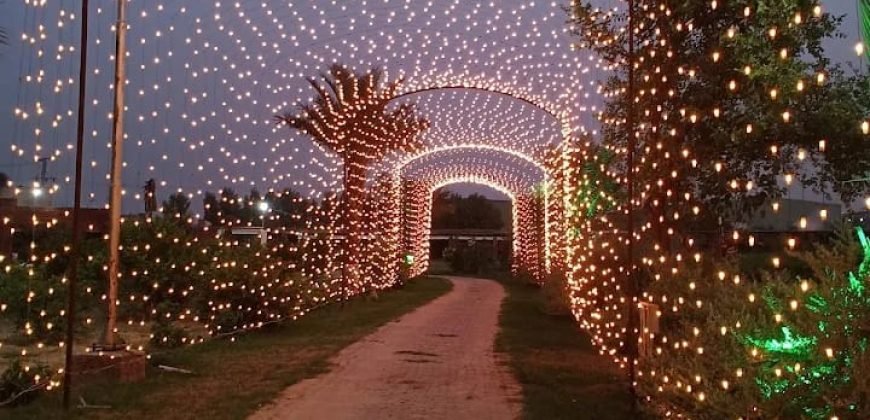 BARKI ROAD FARM HOUSE 252