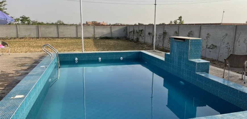 SWIMMING POOL SHAHDAR 172