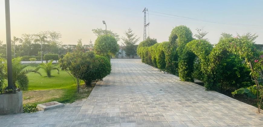 SWIMMING POOL ADDA PLOT 152