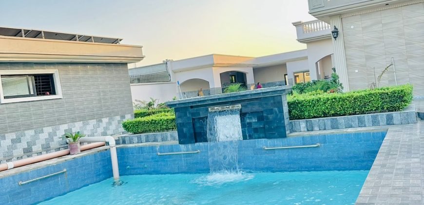 SWIMMING POOL ADDA PLOT 152