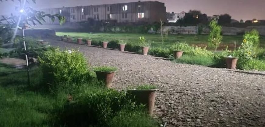 RAIWIND ROAD FARMHOUSE 92