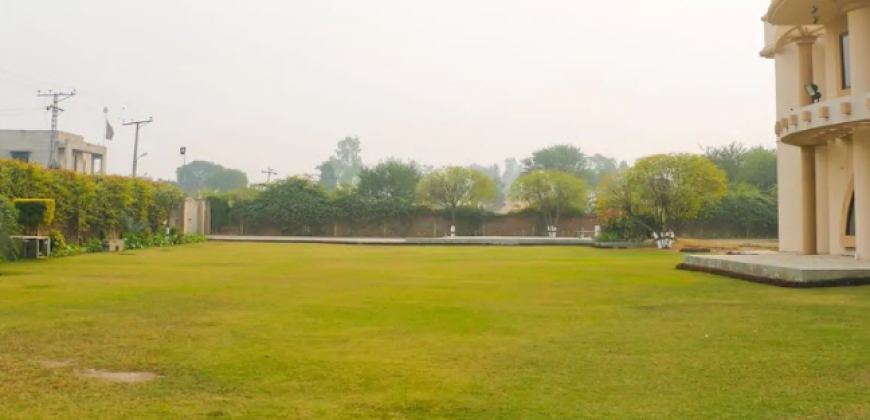 GREEN ACRE FARMHOUSE 107