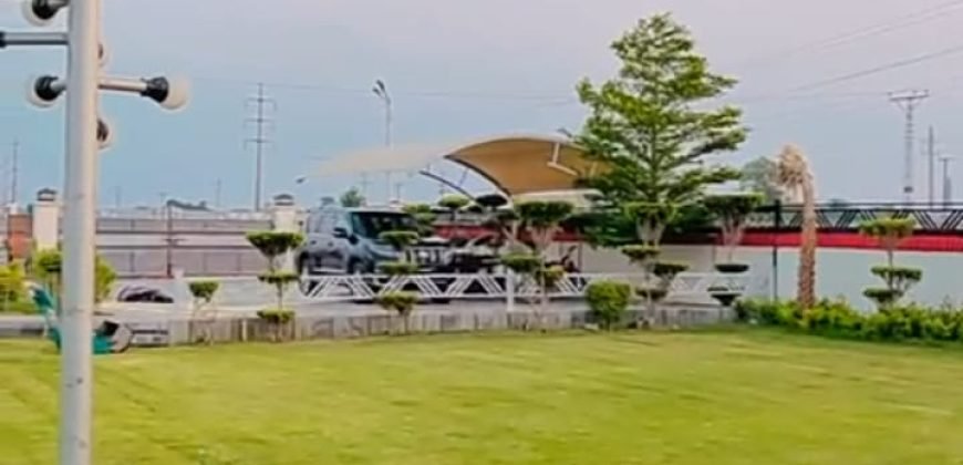 BAHRIA TOWN FARMHOUSE 251