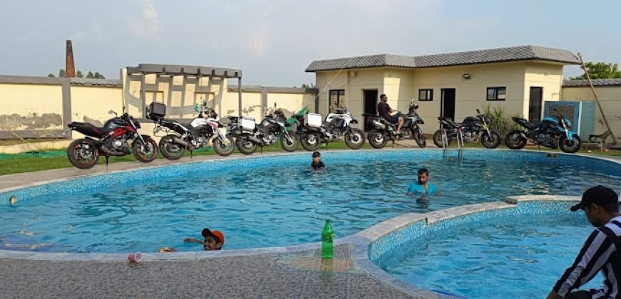 SWIMMING POOL  RAIWAND ROAD 95