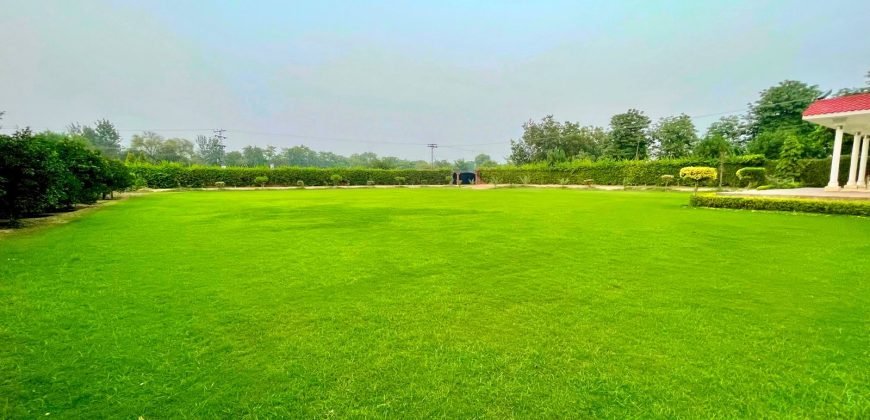 RAIWIND ROAD FARMHOUSE 96