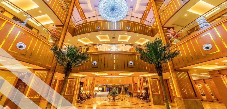 ROYAL SWISS HALL 132