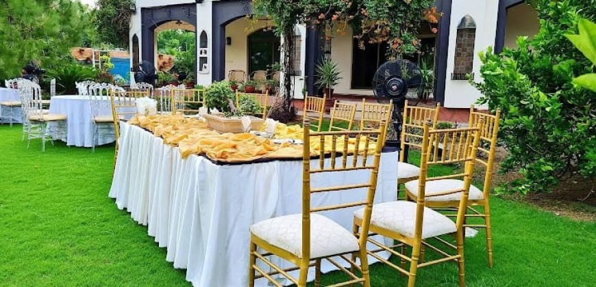 THE GRAND MARQUEE 89